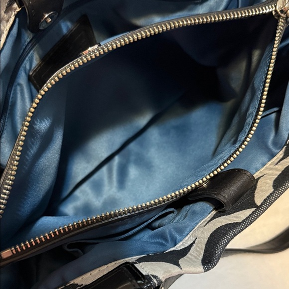 Coach Peyton Signature Canvas Carryall Shoulder Bag in Dark Denim and White - Picture 6 of 15